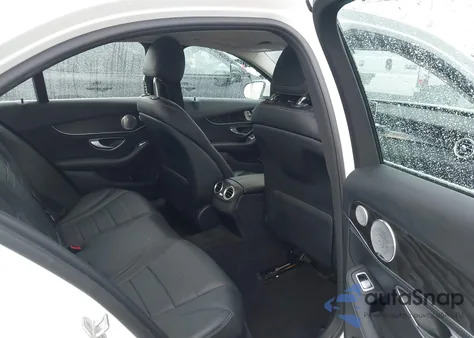 2015 Mercedes-Benz C 300 4Matic/Luxury 4Matic/Sport 4Matic from USA, damaged, VIN 55SWF4KB4FU064209